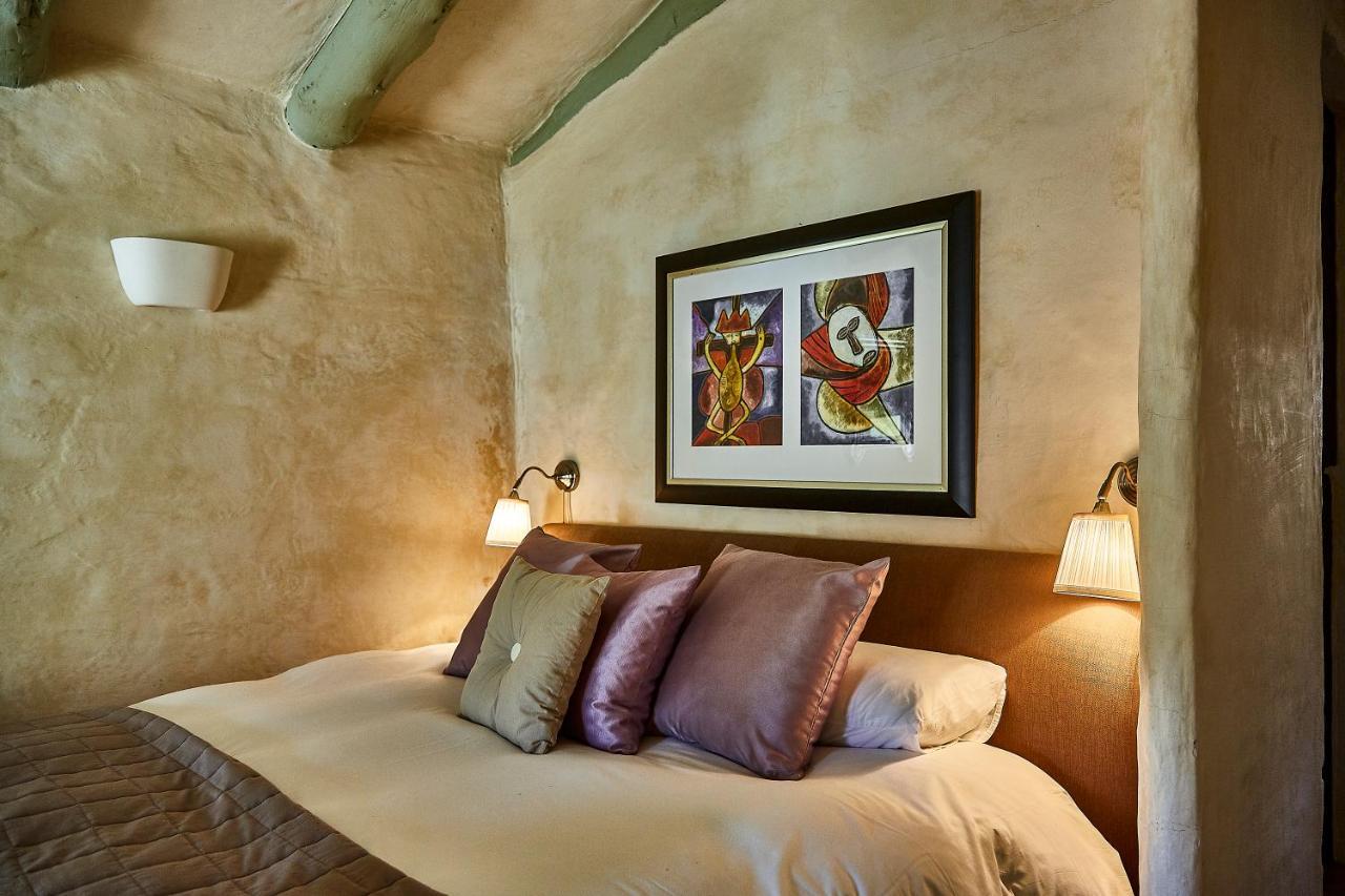 Sitges Hill Retreats-Masia Nur 22 Bedrooms Divided Over 9 Houses For Max 44 Guests Canyelles  Exterior foto
