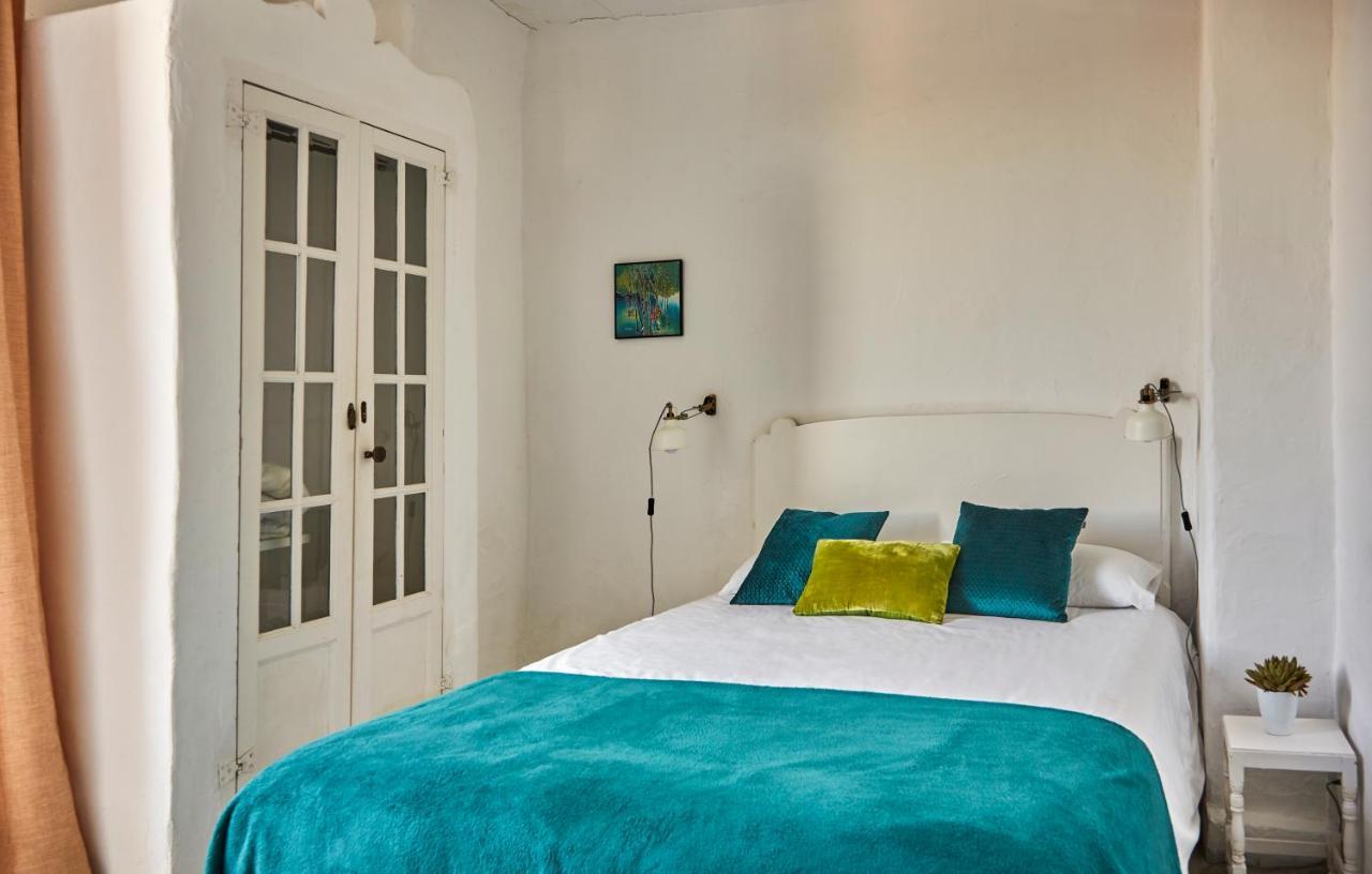 Sitges Hill Retreats-Masia Nur 22 Bedrooms Divided Over 9 Houses For Max 44 Guests Canyelles  Exterior foto