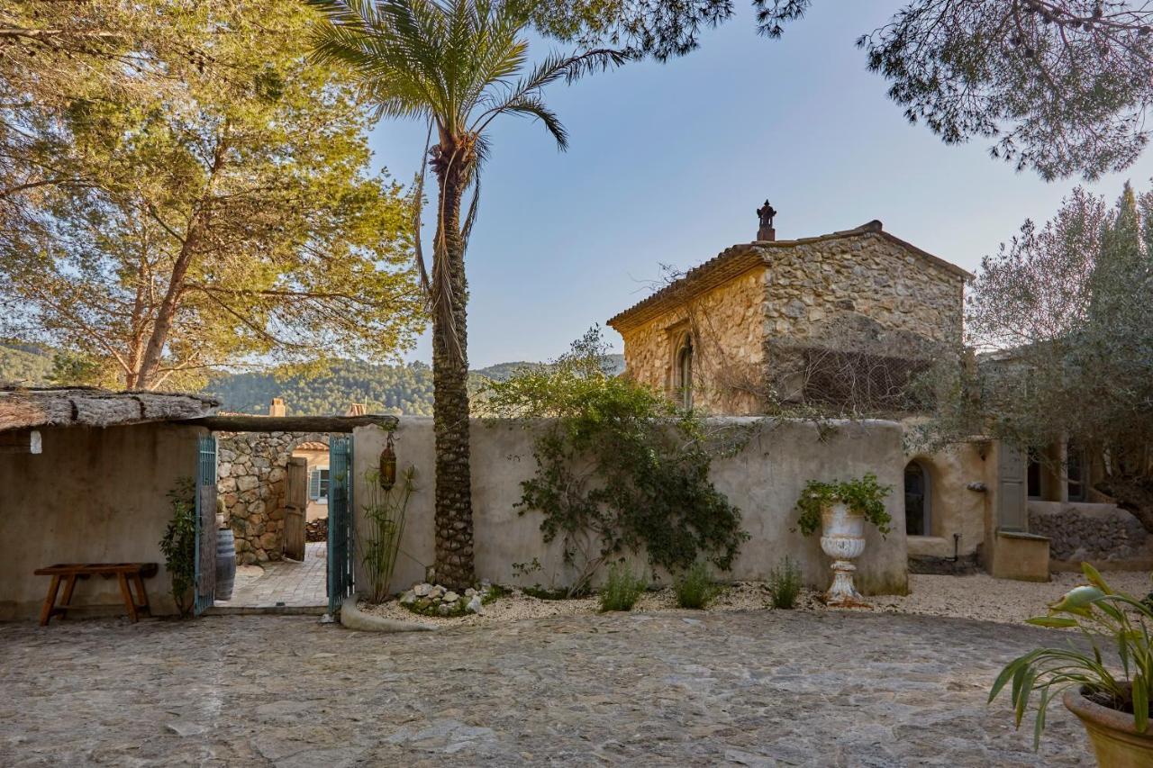 Sitges Hill Retreats-Masia Nur 22 Bedrooms Divided Over 9 Houses For Max 44 Guests Canyelles  Exterior foto